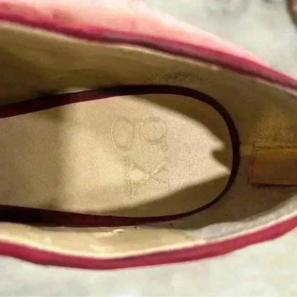 GX By Gwen Stefani Kameko Suede Heels - Picture 10 of 12